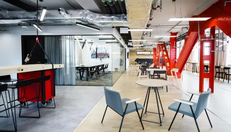 Dataddo office workspace